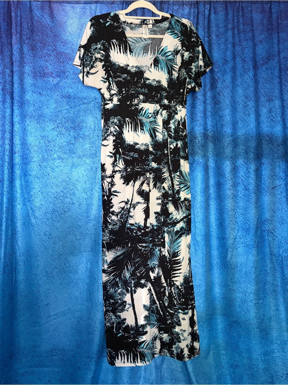 Soho Apparel Black & Teal Tropical Maxi Dress